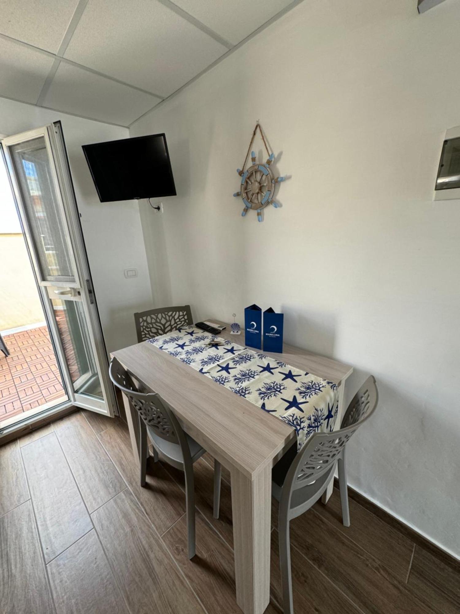 Mareluna Rooms Margherita Di Savoia Exteriér fotografie
